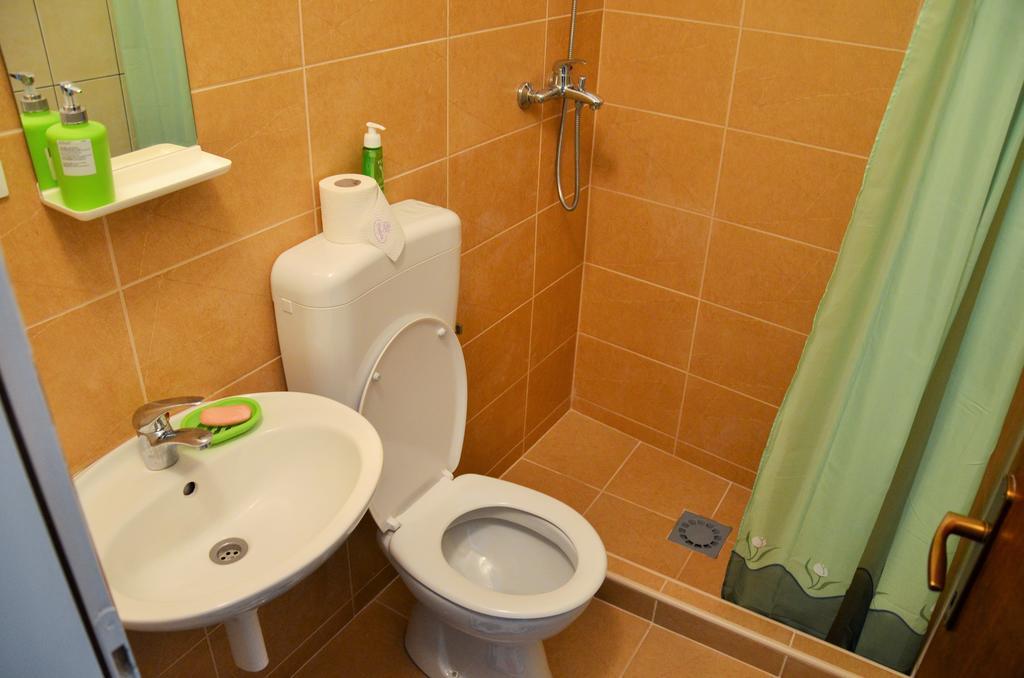 Mostar Downtown Hostel Стая снимка